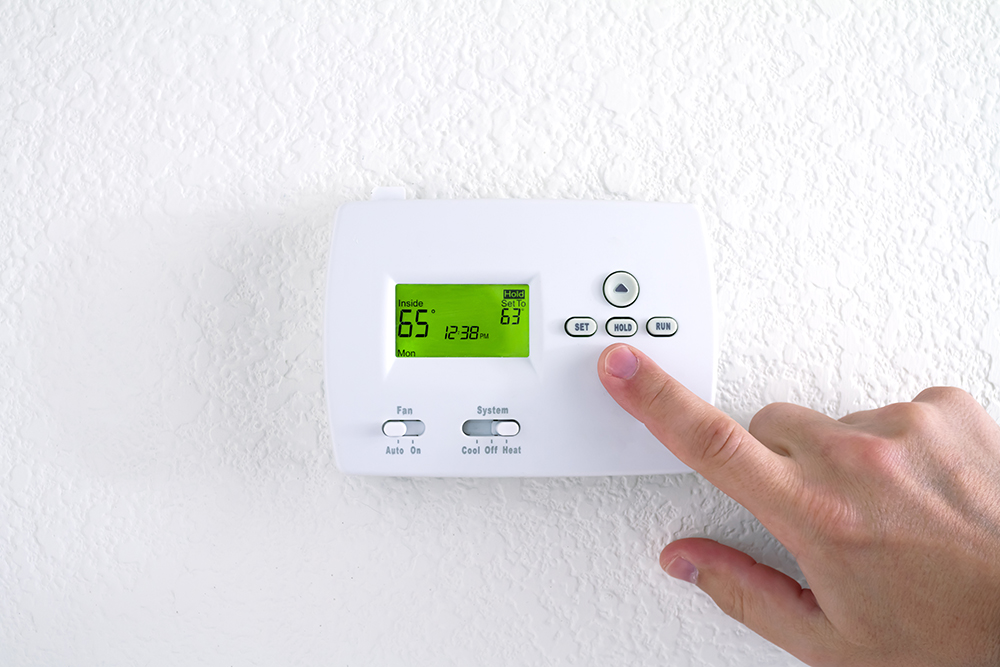 Using programmable thermostat for better Energy Saving